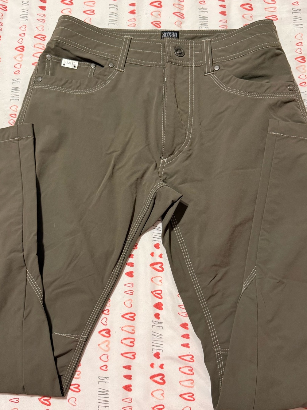 Kuhl Men's Olive Green Cargo Pants with Contrast Stitching